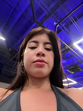 LisaMartinez34 online show from 17, 4, 2026