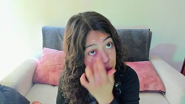 emily jonessxx online show from 11, 11, 2025