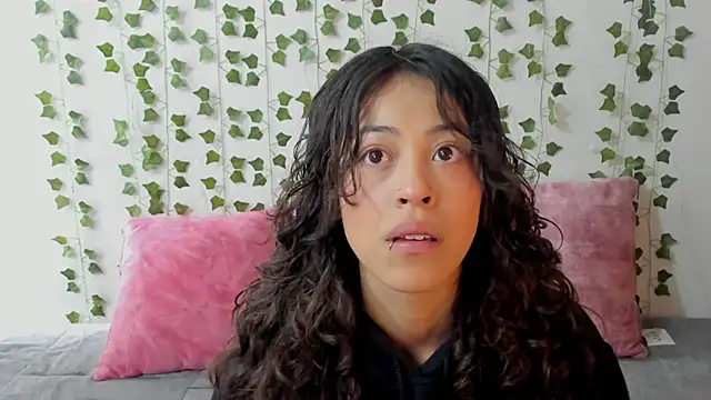 emily jonessxx online show from 7, 1, 2026