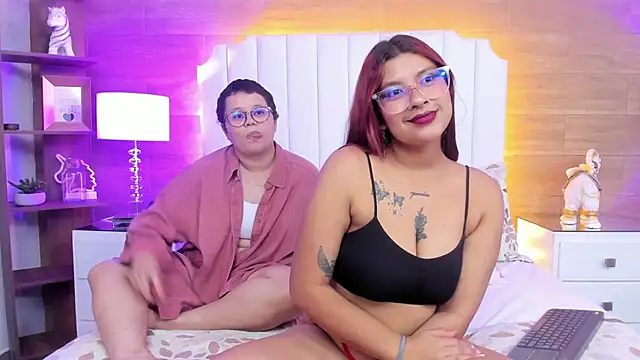 AmeliaConer NovaBell online show from 20, 11, 2025