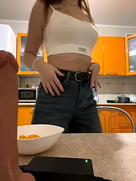 Elina1 online show from 13, 11, 2025