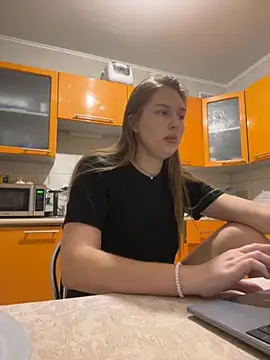 Elina1 online show from 16, 11, 2025