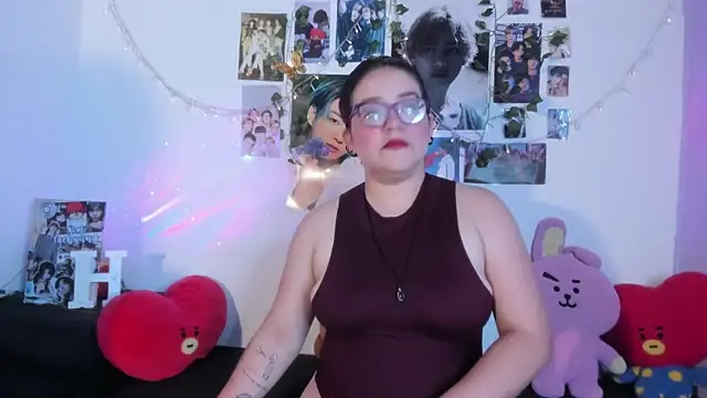 Rose Hellen online show from 19, 11, 2025