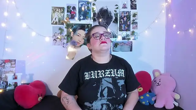 Rose Hellen online show from 28, 11, 2025