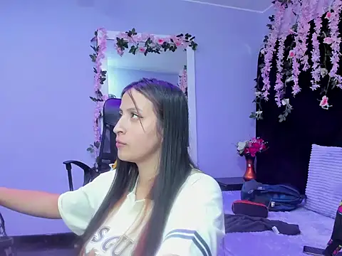 Snapshot of Gabyy_Cooper_ chatting on 3, 12, 2025 Gabyy Cooper online show from 3, 12, 2025