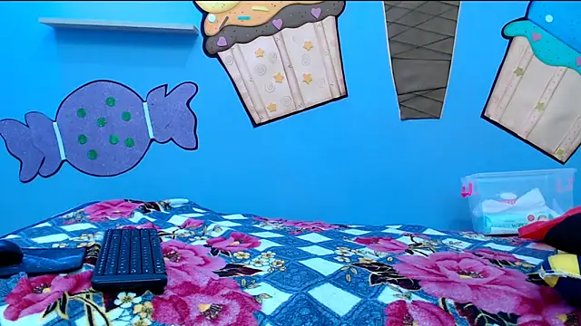 katty18love18 online show from 7, 11, 2025