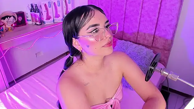 Snapshot of laana_foxx chatting on 15, 7, 2026 laana foxx online show from 15, 7, 2026