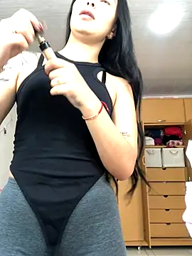 MAVI EC online show from 5, 11, 2025