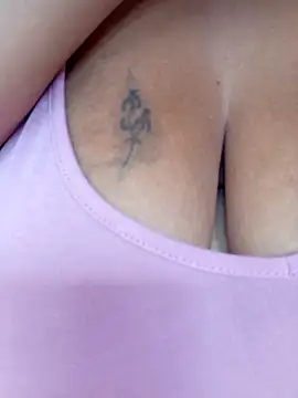 Snapshot of mother2-divorced chatting on 6, 5, 2026 mother2-divorced online show from 6, 5, 2026
