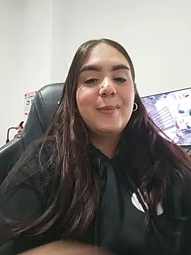 mirandahvelez online show from 25, 10, 2025