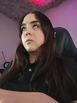 mirandahvelez online show from 14, 11, 2025