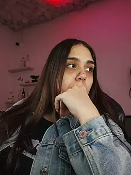 mirandahvelez online show from 31, 10, 2025