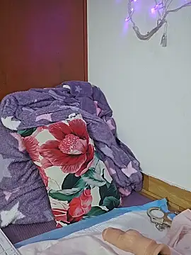 Kitty Kalifa online show from 8, 3, 2026