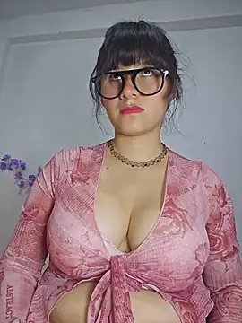 Snapshot of Kitty_Kalifa chatting on 13, 6, 2026 Kitty Kalifa online show from 13, 6, 2026