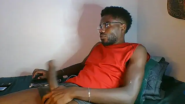Snapshot of Suamyst_25 chatting on 21, 6, 2026 Suamyst 25 online show from 21, 6, 2026