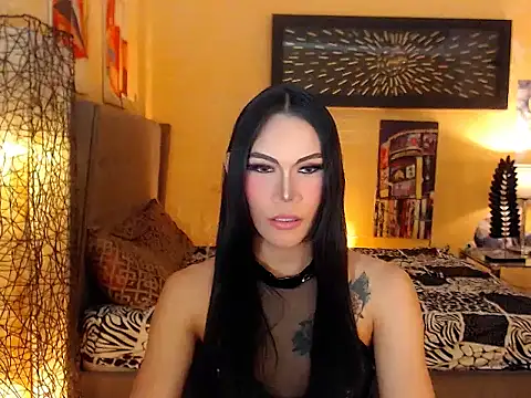 Snapshot of ElegantKellyUncutTS chatting on 26, 10, 2025 ElegantKellyUncutTS online show from 26, 10, 2025