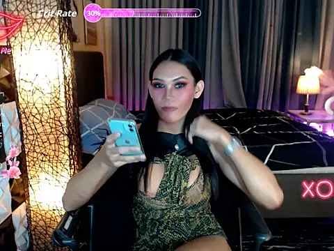 Snapshot of ElegantKellyUncutTS chatting on 2, 11, 2025 ElegantKellyUncutTS online show from 2, 11, 2025