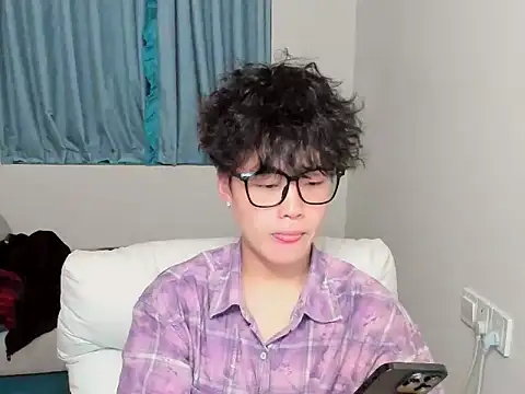 L1kuto online show from 6, 11, 2025