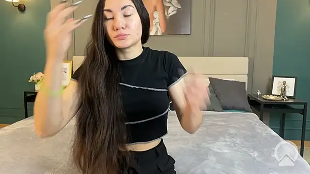 Adele Shy online show from 14, 11, 2025