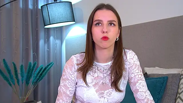 Snapshot of AliceAtkins chatting on 23, 11, 2025 AliceAtkins online show from 23, 11, 2025