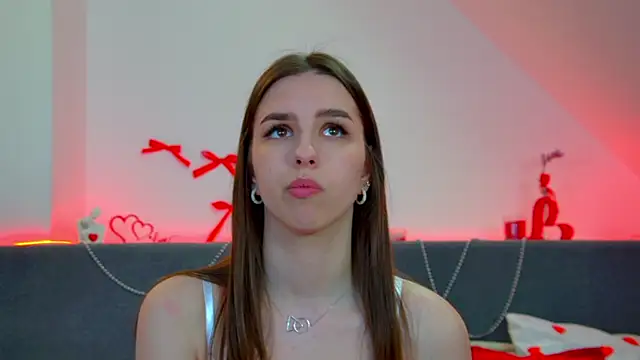 AliceAtkins online show from 8, 5, 2026