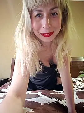 Snapshot of SelinaLovqx chatting on 13, 6, 2026 SelinaLovqx online show from 13, 6, 2026