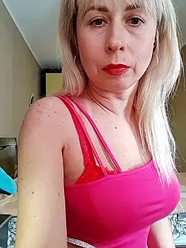 SelinaLovqx online show from 26, 10, 2025