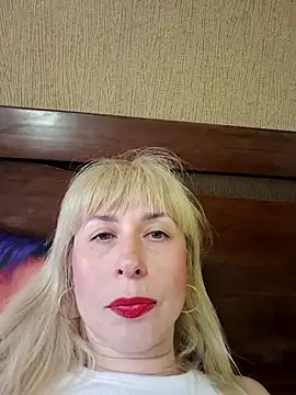 Snapshot of SelinaLovqx chatting on 18, 6, 2026 SelinaLovqx online show from 18, 6, 2026