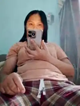 Fucksquirt2k online show from 5, 11, 2025