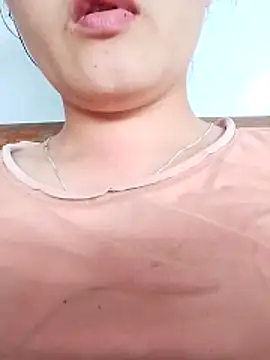 Fucksquirt2k online show from 11, 11, 2025