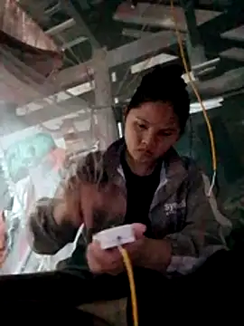 Fucksquirt2k online show from 17, 11, 2025