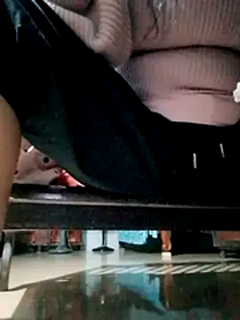 Fucksquirt2k online show from 27, 11, 2025