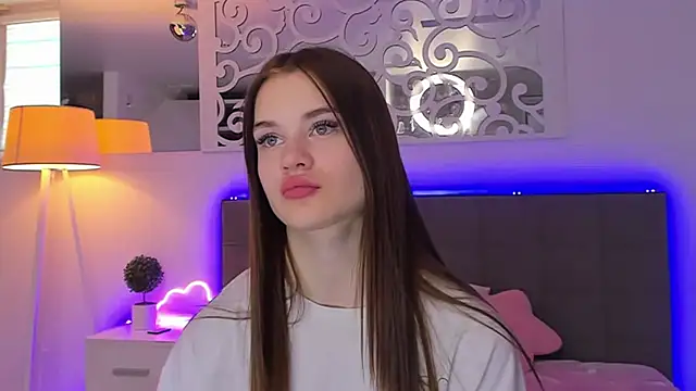 LuisaClover online show from 13, 3, 2026