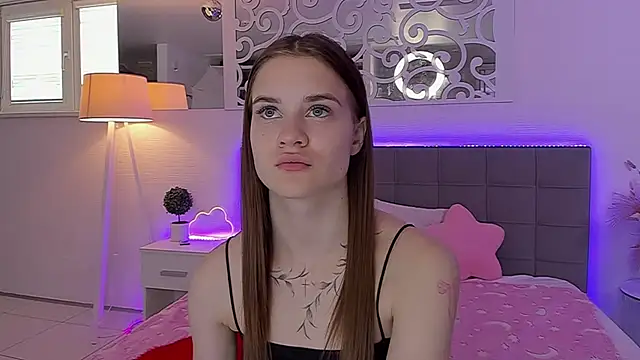 LuisaClover online show from 29, 5, 2026