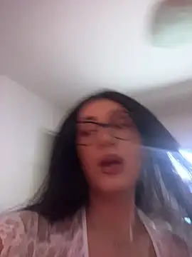 claraseloura online show from 24, 11, 2025