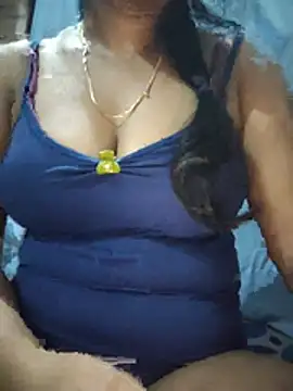 Ezabelljohn online show from 7, 7, 2026
