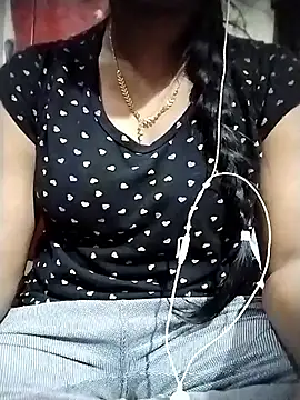 Ezabelljohn online show from 1, 12, 2025