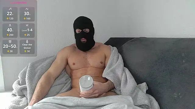 Snapshot of Masked_Bull38_Uk chatting on 6, 1, 2026 Masked Bull38 Uk online show from 6, 1, 2026