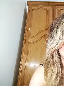 indilasixeey online show from 28, 2, 2026