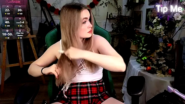 Snapshot of Jessi_wxw chatting on 27, 10, 2025 Jessi wxw online show from 27, 10, 2025