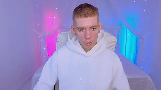 Snapshot of Cristian__Dior chatting on 29, 11, 2025 Cristian Dior online show from 29, 11, 2025