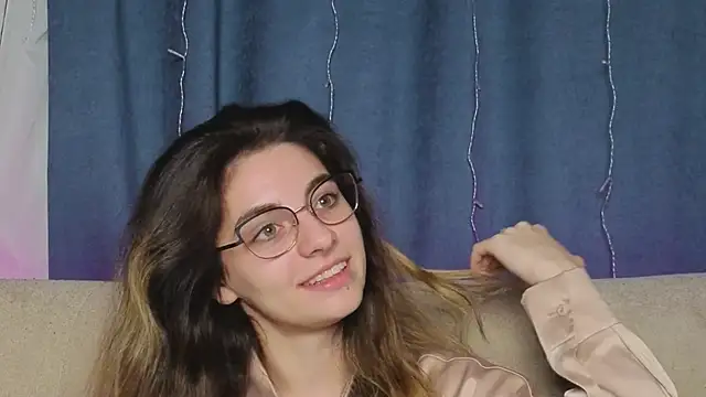 CasandraMickell online show from 18, 11, 2025