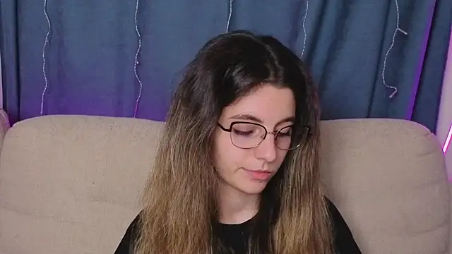 CasandraMickell online show from 15, 11, 2025