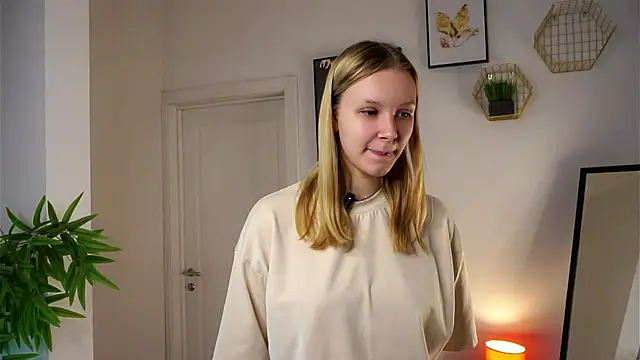 ElissaGlod online show from 27, 10, 2025