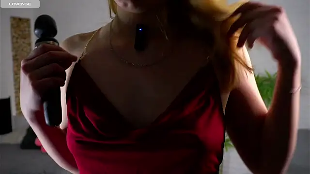 ElissaGlod online show from 25, 11, 2025