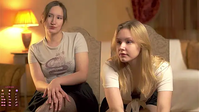 Snapshot of ElissaGlod chatting on 19, 12, 2025 ElissaGlod online show from 19, 12, 2025