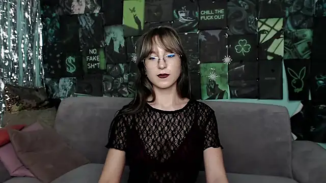 AlishaKellyi online show from 28, 11, 2025