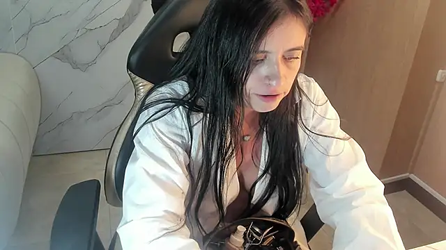 andrea tasty tf online show from 8, 11, 2025