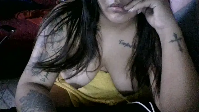 Snapshot of Jennifersbodyy chatting on 4, 12, 2025 Jennifersbodyy online show from 4, 12, 2025