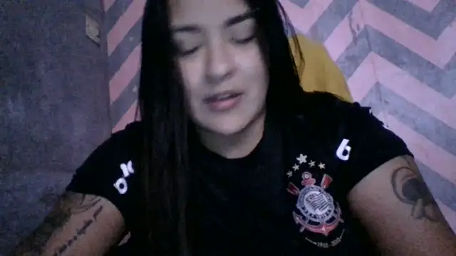Snapshot of Jennifersbodyy chatting on 18, 12, 2025 Jennifersbodyy online show from 18, 12, 2025